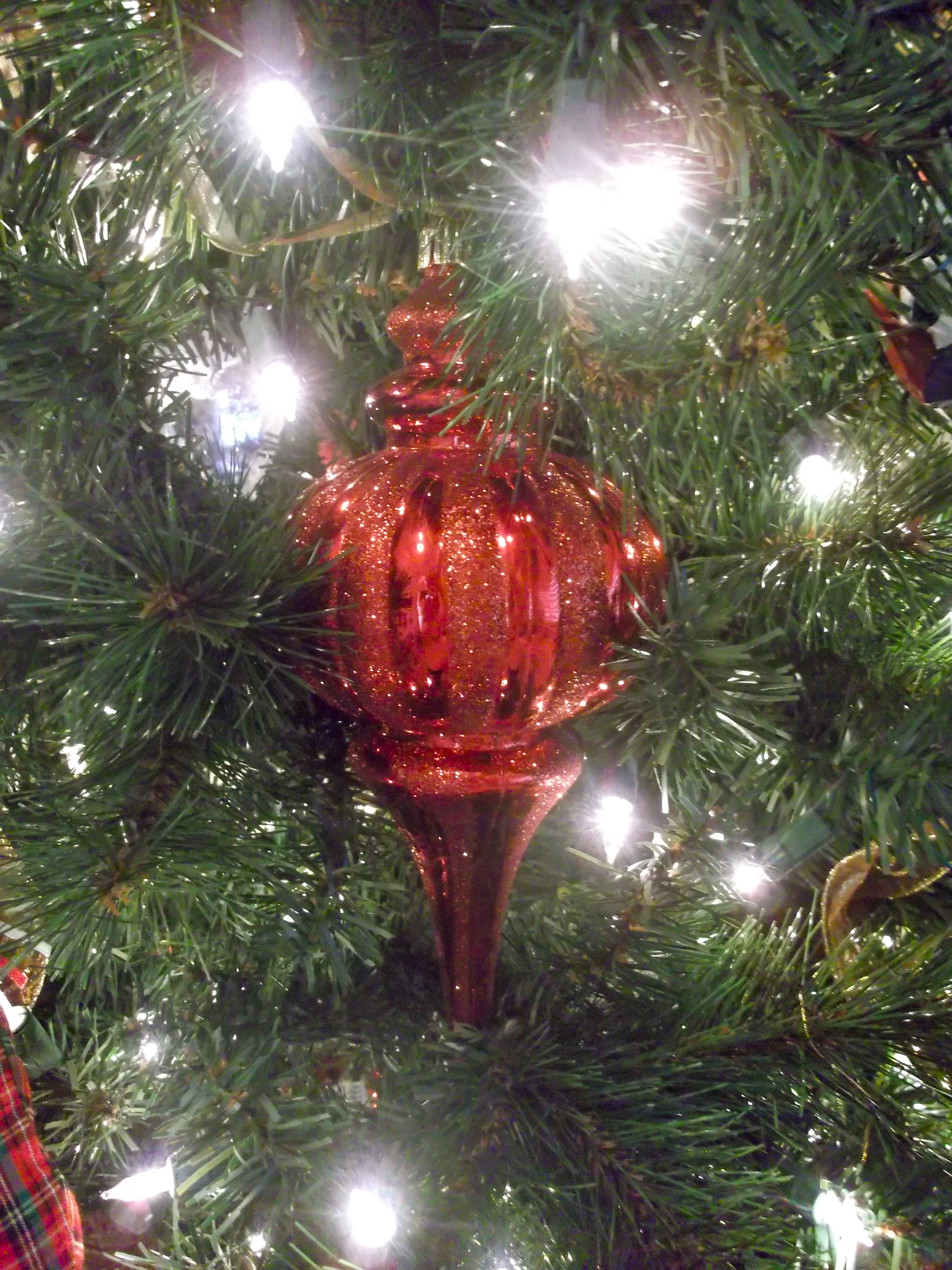 Oh, Christmas Tree - Sharon E. Hines